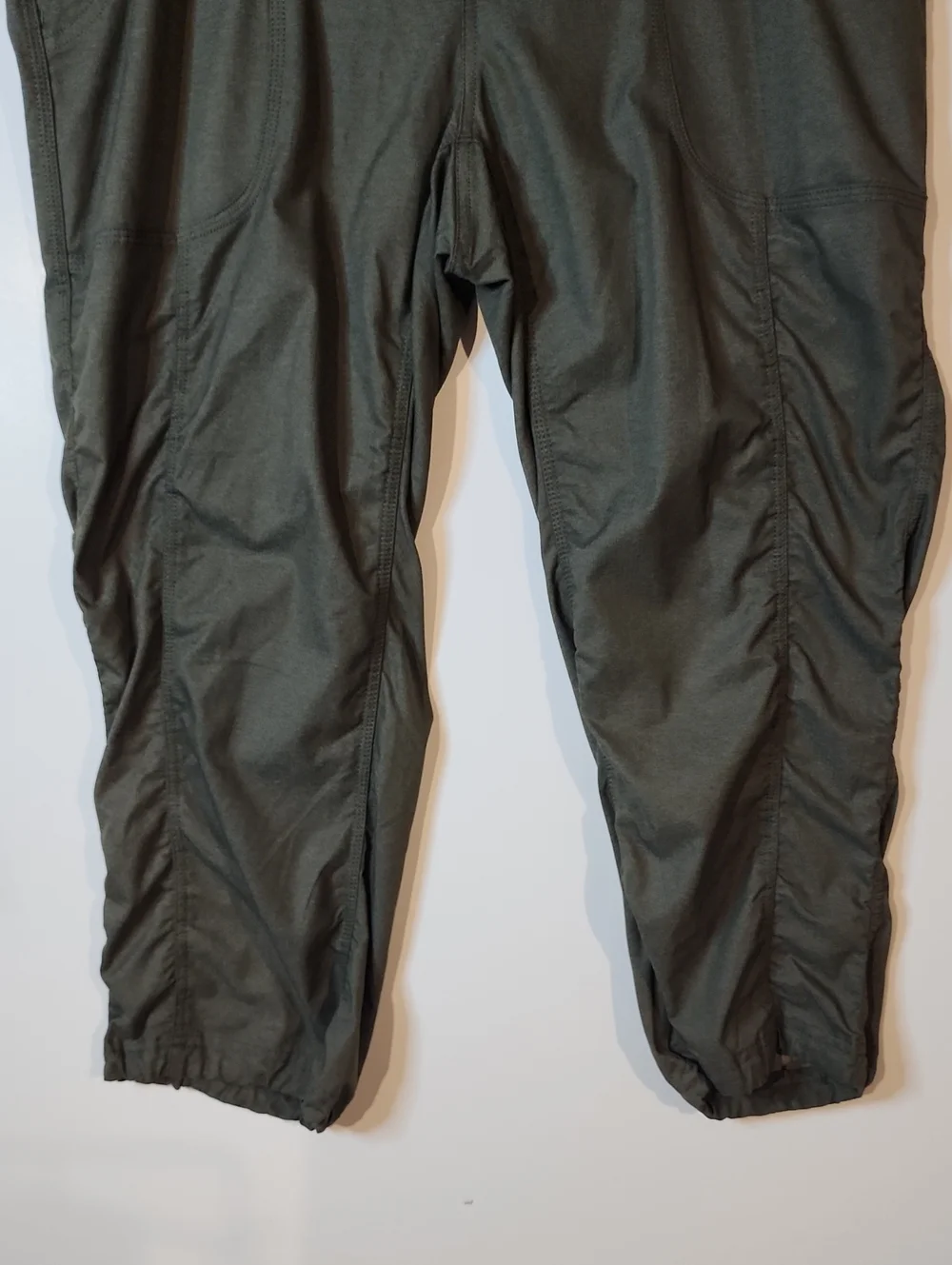 Northface Aphrodite Capri Pants EUC Size Xlarge - Picture 3 of 10